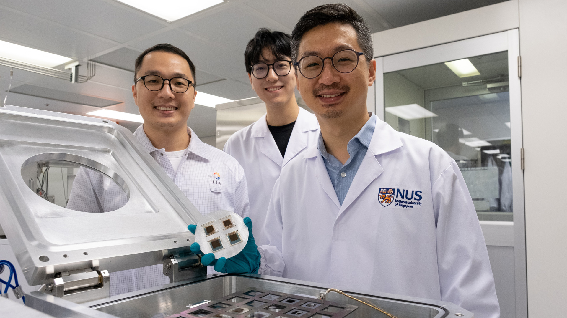 New perovskite solar cells set power-conversion record