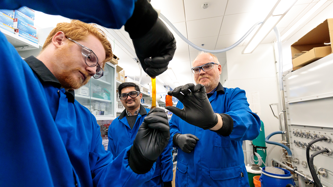 Scientists develop plastic that can be re-formed as needed