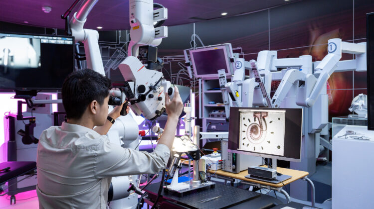 Imperial College London launches centre to advance surgical robotics